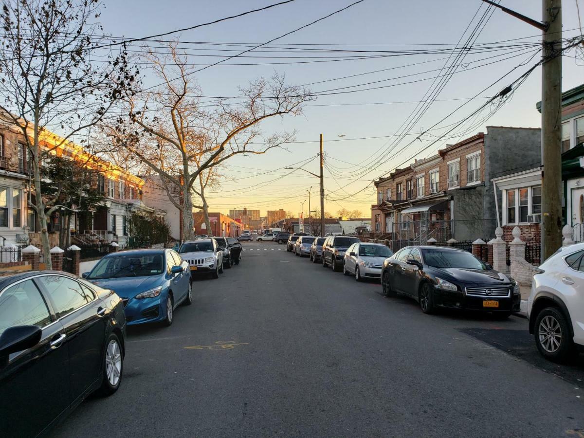 Brooklyn 3 Bedroom 1 Bathroom 8 Minutes To Subway 30 Minutes To Manhattan Нью-Йорк Екстер'єр фото